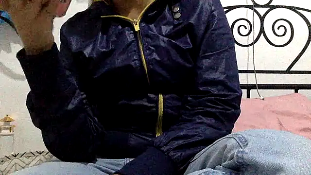 sharonlopez9611 online show from 04-07-26, 02:46