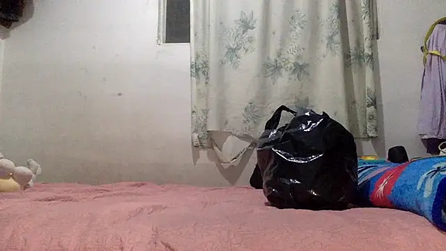 sharonlopez9611 online show from 06-01-26, 04:02