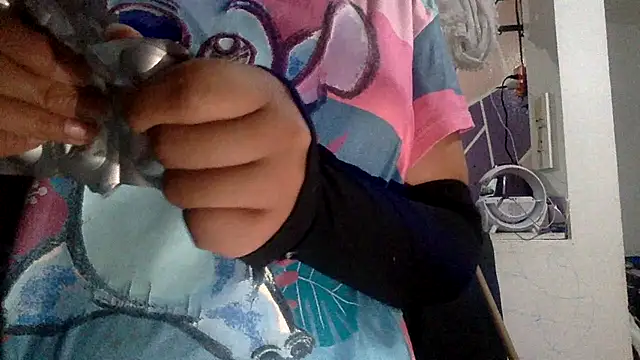 sharonlopez9611 online show from 02-20-26, 06:26