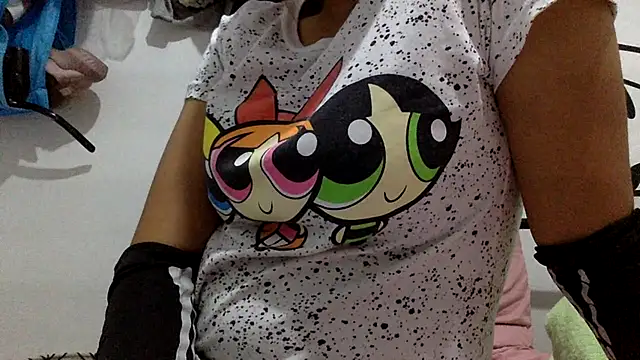 sharonlopez9611 online show from 04-15-26, 03:12