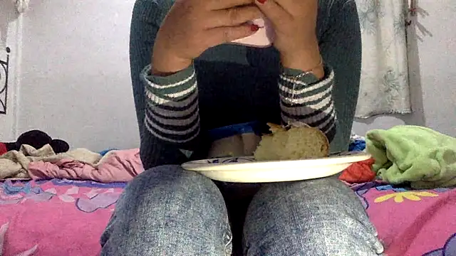 sharonlopez9611 online show from 01-06-26, 04:27