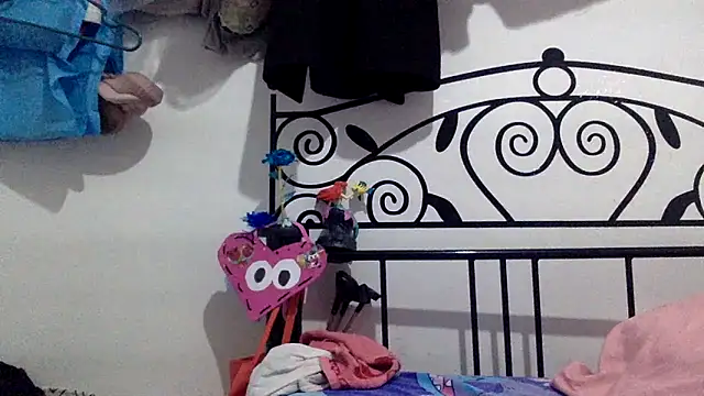 sharonlopez9611 online show from 03-25-26, 03:06