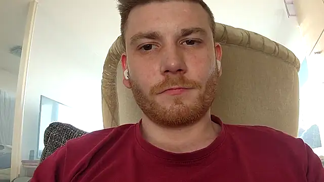 Snapshot of Foxtrott_242 chatting on 01-18-26, 01:14 Foxtrott 242 online show from 01-18-26, 01:14