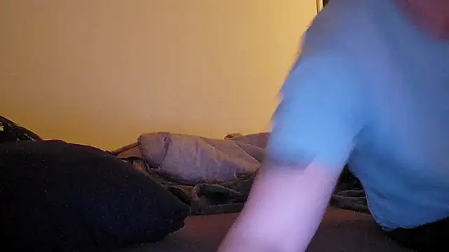 Snapshot of Foxtrott_242 chatting on 03-05-26, 01:46 Foxtrott 242 online show from 03-05-26, 01:46