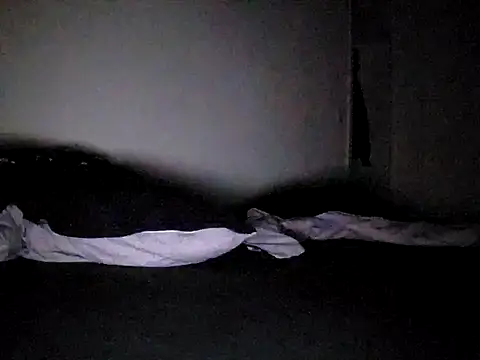 Snapshot of Foxtrott_242 chatting on 02-11-26, 03:50 Foxtrott 242 online show from 02-11-26, 03:50