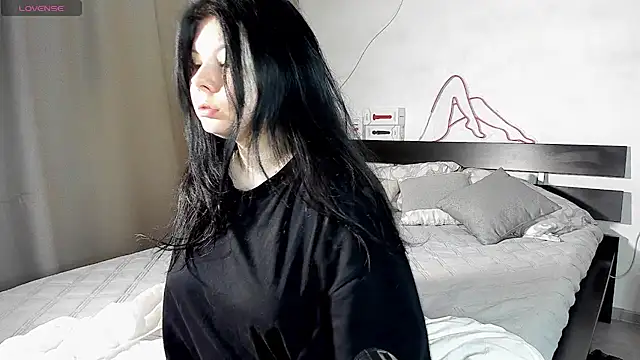 Snapshot of Amely_Li1 chatting on 02-22-25, 01:11 Amely Li1 online show from 02-22-25, 01:11