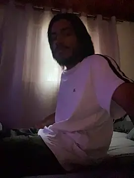 Mineirinho043 online show from 03-10-26, 08:46