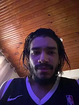 Mineirinho043 online show from 05-23-26, 02:27
