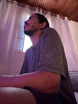 Mineirinho043 online show from 04-15-26, 02:43