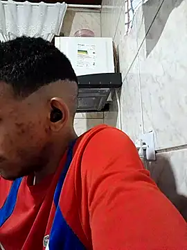 Snapshot of Mineirinho043 chatting on 03-18-25, 02:51 Mineirinho043 online show from 03-18-25, 02:51