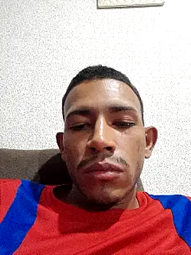Snapshot of Mineirinho043 chatting on 03-03-25, 01:38 Mineirinho043 online show from 03-03-25, 01:38