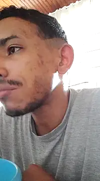Snapshot of Mineirinho043 chatting on 03-22-25, 06:14 Mineirinho043 online show from 03-22-25, 06:14