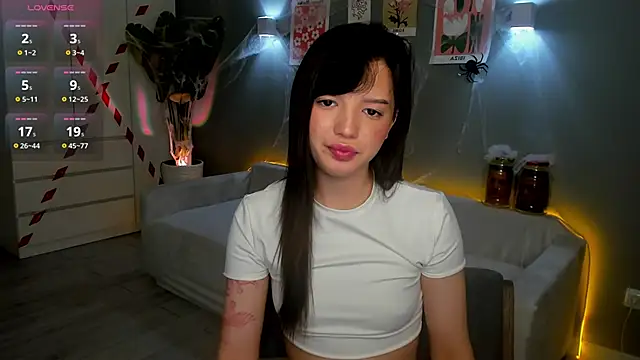 RikoAsada online show from 10-28-25, 07:51