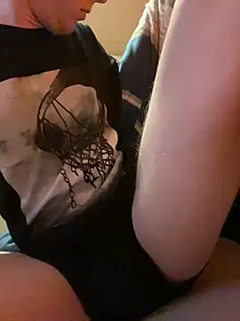 ItsMeLumisch online show from 02-26-25, 04:41