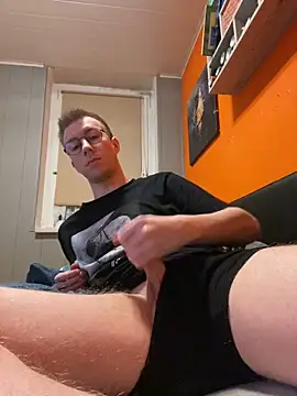 ItsMeLumisch online show from 02-27-25, 12:03