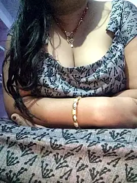 Snapshot of neha007-K chatting on 06-13-26, 07:34 neha007-K online show from 06-13-26, 07:34