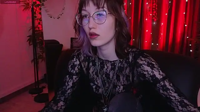 Snapshot of lissaros chatting on 02-08-26, 06:11 lissaros online show from 02-08-26, 06:11