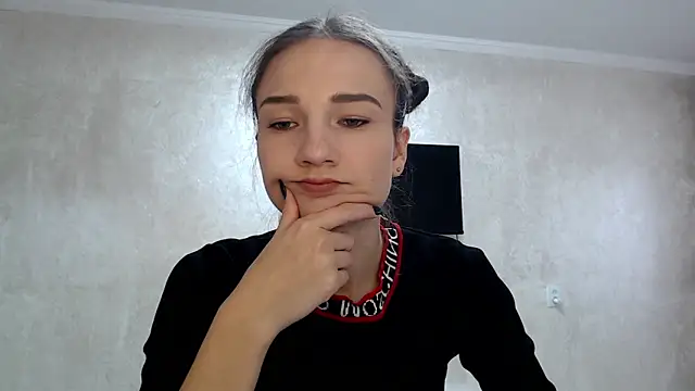 RoyalDessertt online show from 11-11-25, 09:26