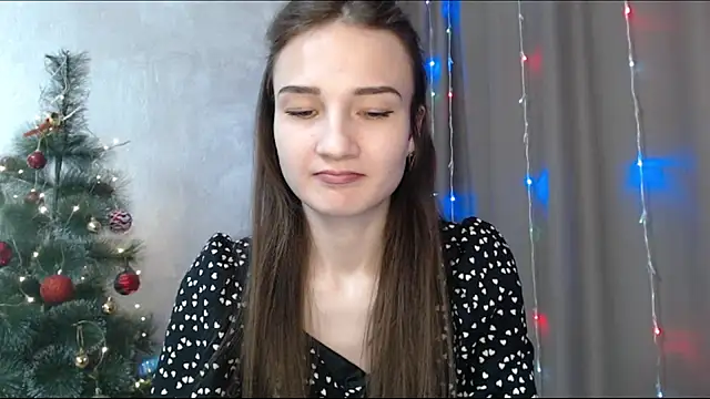 RoyalDessertt online show from 12-23-25, 08:46