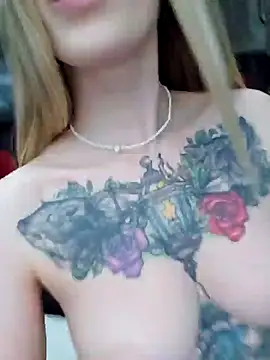 Snapshot of Pussy_Drive03 chatting on 02-09-25, 11:04 Pussy Drive03 online show from 02-09-25, 11:04