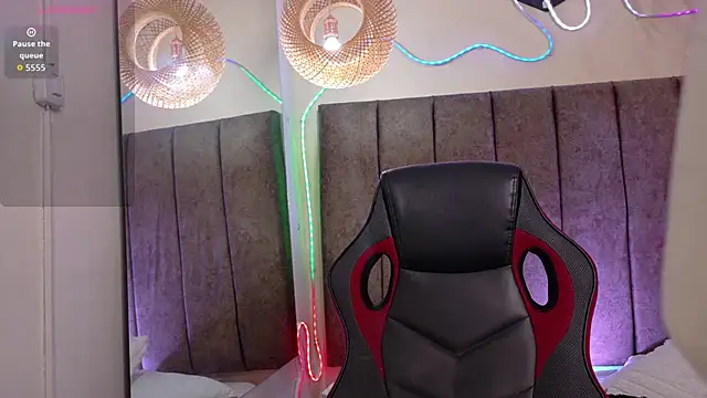 Alektra bryce online show from 11-30-25, 07:36