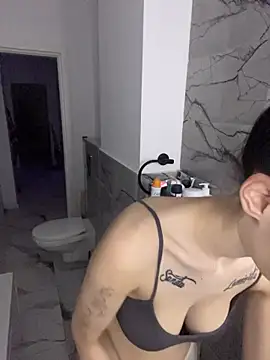 Celine Roxelle online show from 12-20-25, 05:49