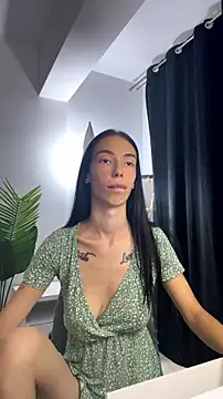 Snapshot of Celine_Roxelle chatting on 07-09-26, 05:56 Celine Roxelle online show from 07-09-26, 05:56