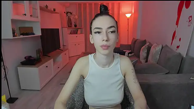 Celine Roxelle online show from 03-10-25, 07:40