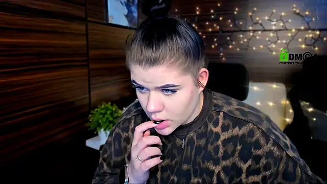 elmira rose online show from 02-08-25, 01:54