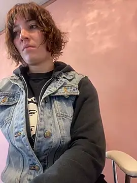 Maggie Geller online show from 03-17-25, 03:18