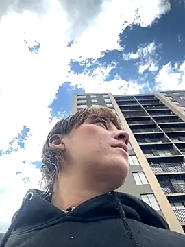 Maggie Geller online show from 11-20-25, 05:24