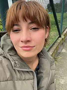 Maggie Geller online show from 12-05-25, 06:06