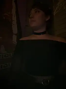 Maggie Geller online show from 11-15-25, 04:16