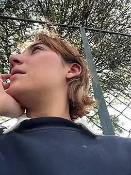 Maggie Geller online show from 12-19-25, 07:16