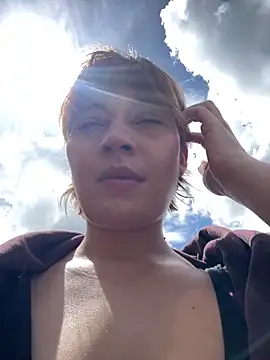 Maggie Geller online show from 12-03-25, 04:50