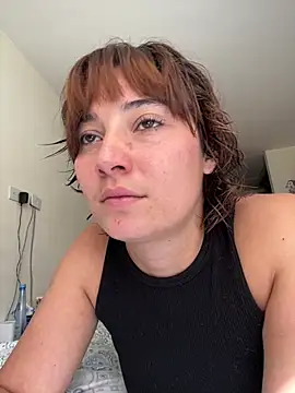Maggie Geller online show from 05-06-26, 06:34