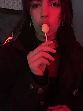 Isabella Rizzo online show from 03-06-25, 09:53