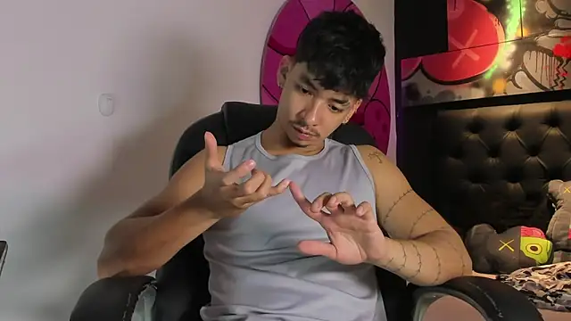 ISAAC CRYSTON online show from 11-12-25, 08:12