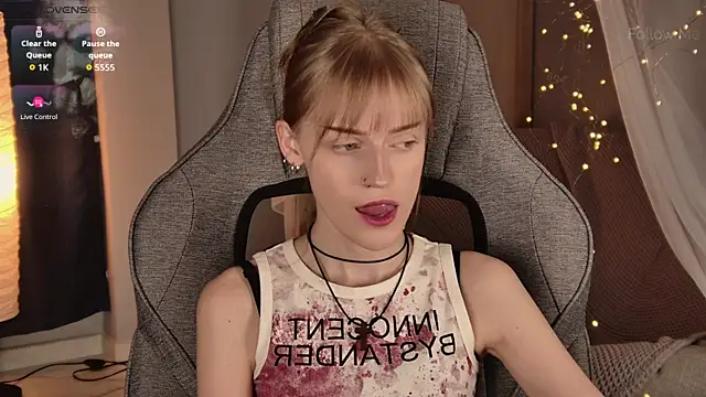KiraMontoya online show from 04-22-26, 11:44