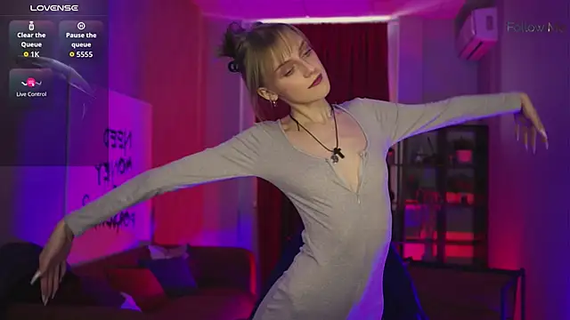 KiraMontoya online show from 02-11-26, 06:02