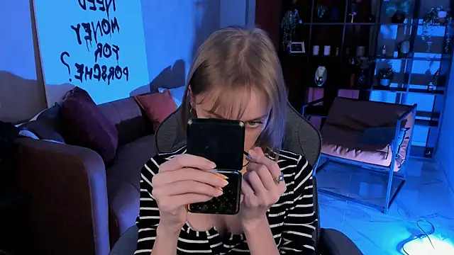 KiraMontoya online show from 11-02-25, 05:40