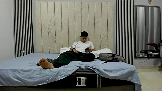 ANDRES STUD online show from 02-17-26, 03:59