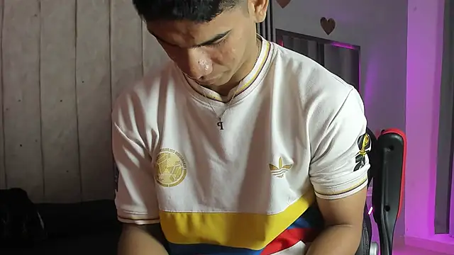 ANDRES STUD online show from 11-06-25, 04:27