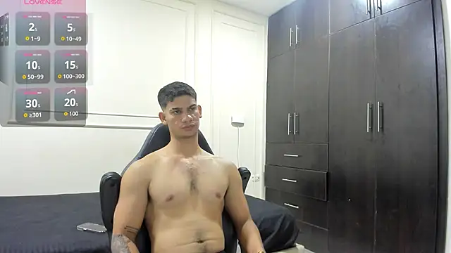 ANDRES STUD online show from 05-13-26, 03:13