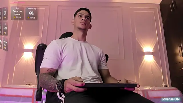 ANDRES STUD online show from 05-31-26, 04:29