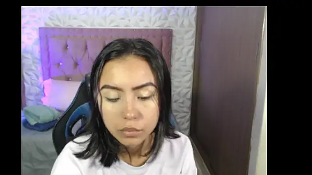 julieta fn online show from 03-23-26, 04:40