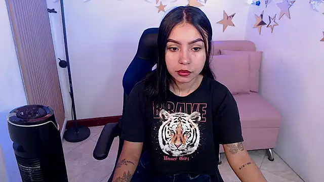 julieta fn online show from 04-28-26, 02:32