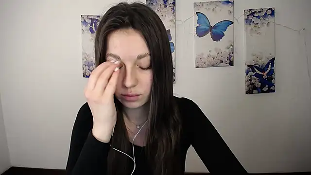 Eva Eldis online show from 04-18-26, 04:09