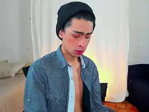 steve  gray online show from 02-10-25, 02:16