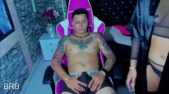 Natha and Sophia online show from 02-24-25, 10:04